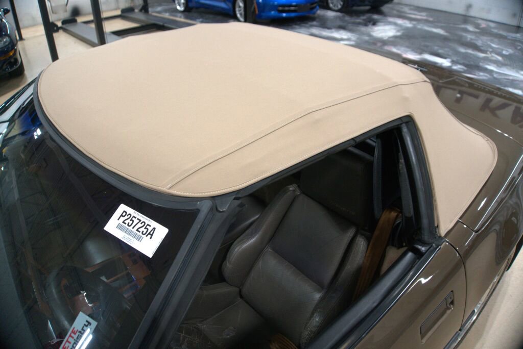 Used 1986 Chevrolet Corvette Convertible image 16