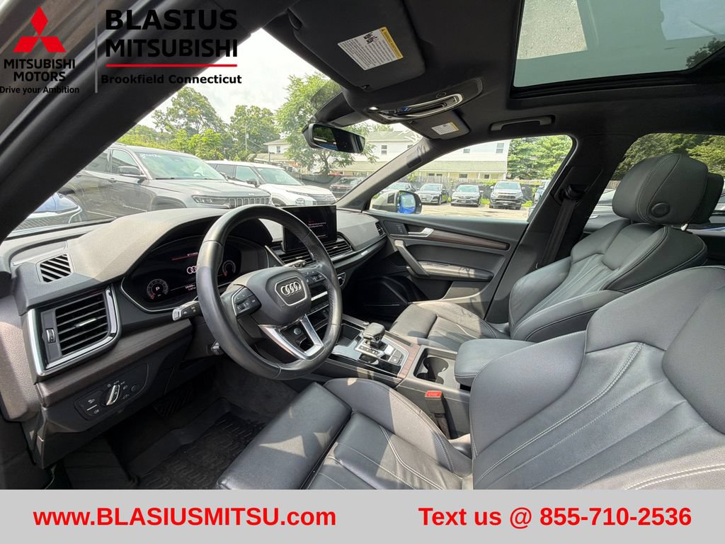 Used 2023 Audi Q5 2.0T Premium Plus w/ Premium Plus Package AWD/4WD image 13