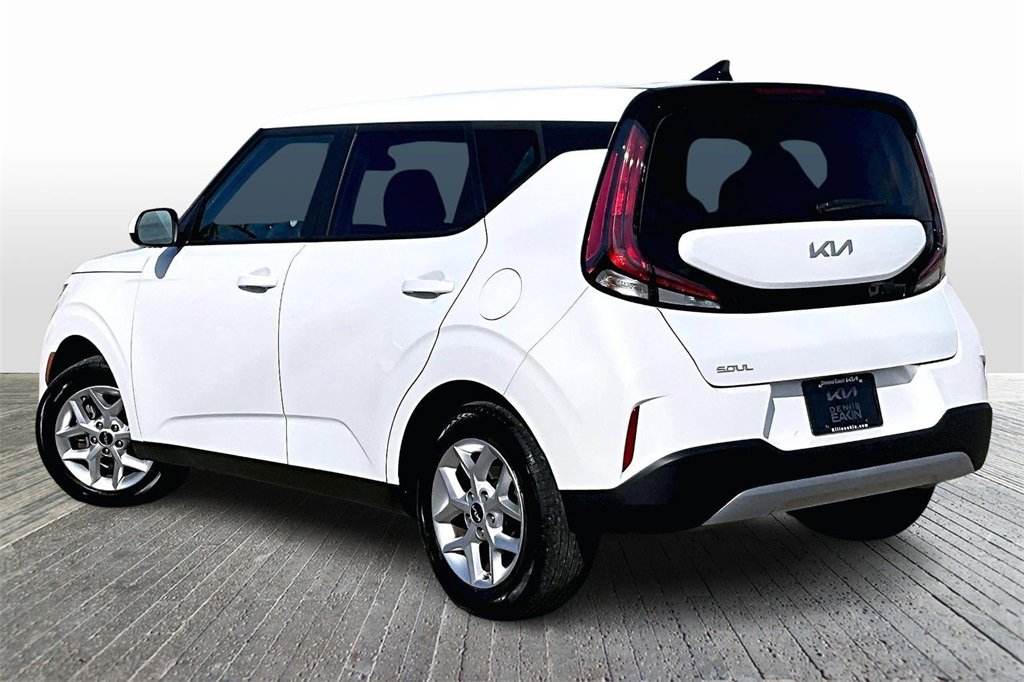 Certified 2024 Kia Soul LX w/ Option Group 015 image 12
