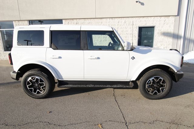 New 2025 Ford Bronco Outer Banks image 15