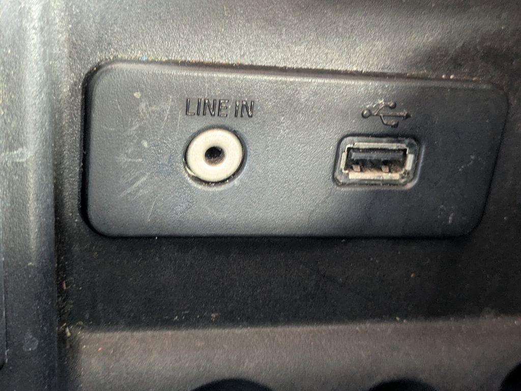 Used 2010 Ford Mustang Convertible RWD image 20