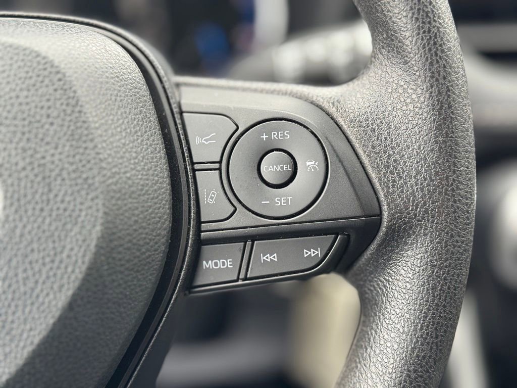 Certified 2025 Toyota RAV4 LE image 36