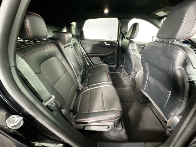 Used 2025 Ford Escape ST-Line AWD/4WD image 25
