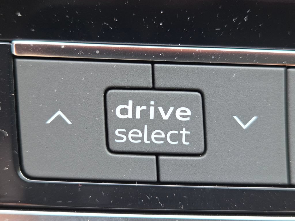 New 2026 Audi Q7 2.0T Premium Plus AWD/4WD image 13