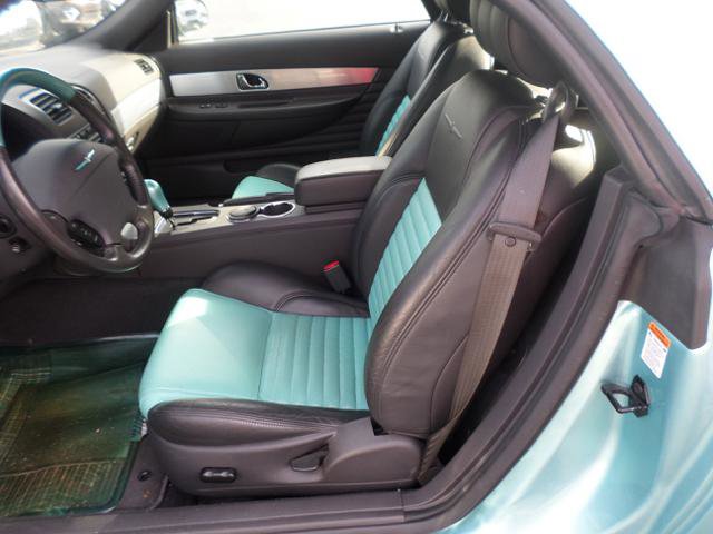 Used 2002 Ford Thunderbird image 28