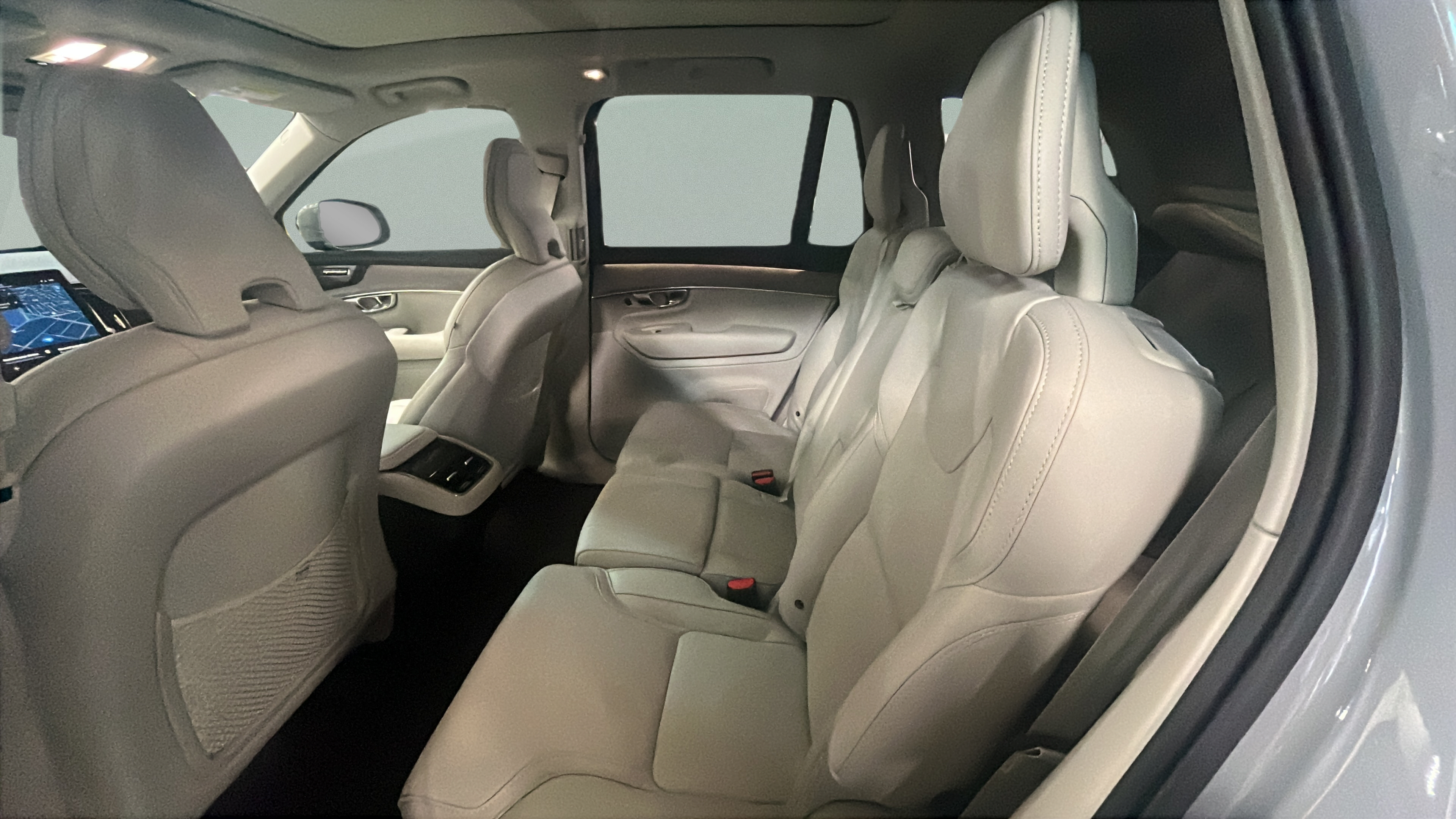 New 2026 Volvo XC90 B6 Ultra w/ Protection Package AWD/4WD image 20