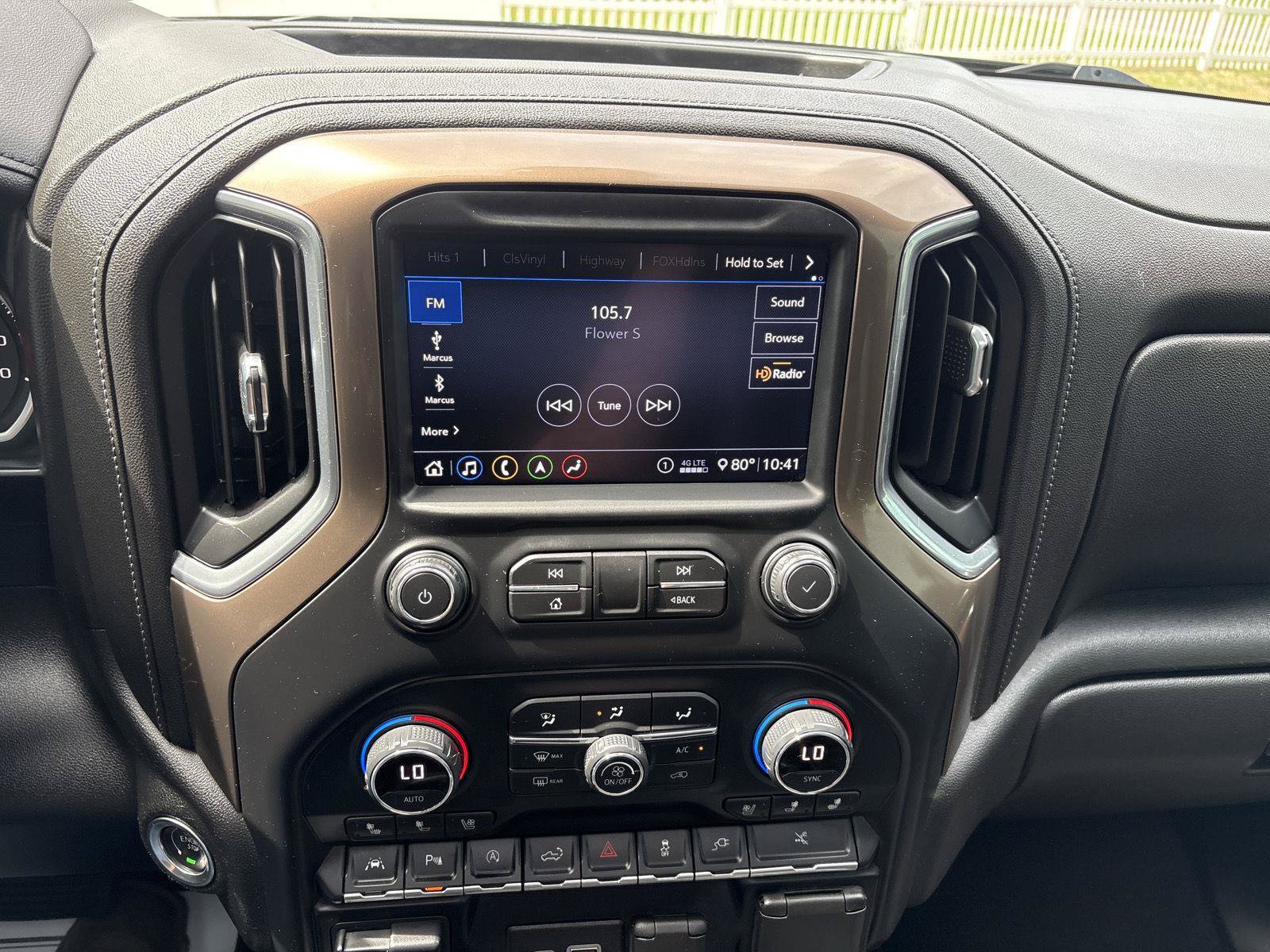 Used 2020 Chevrolet Silverado 1500 High Country w/ Technology Package AWD/4WD image 20