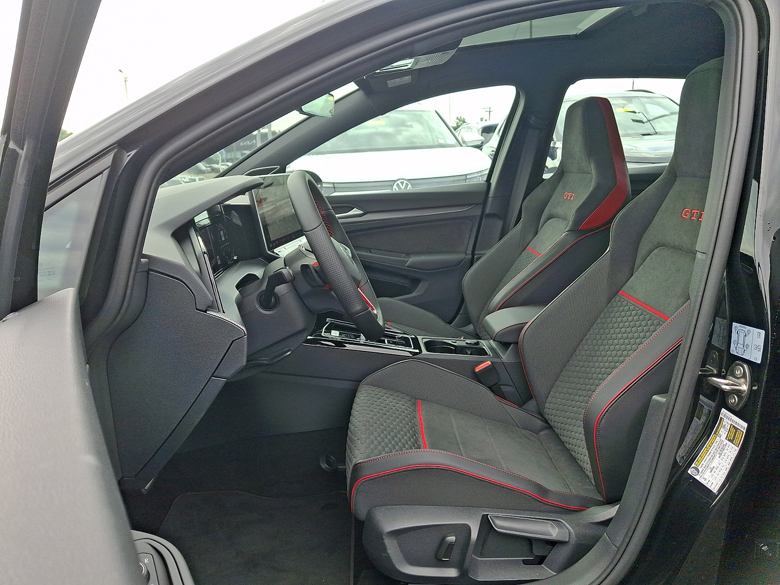 New 2026 Volkswagen GTI SE FWD image 6