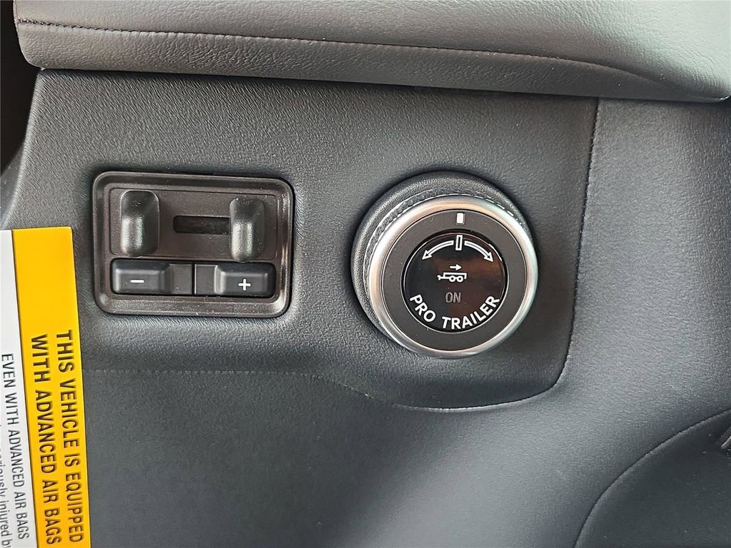 New 2025 Lincoln Navigator L Black Label image 22