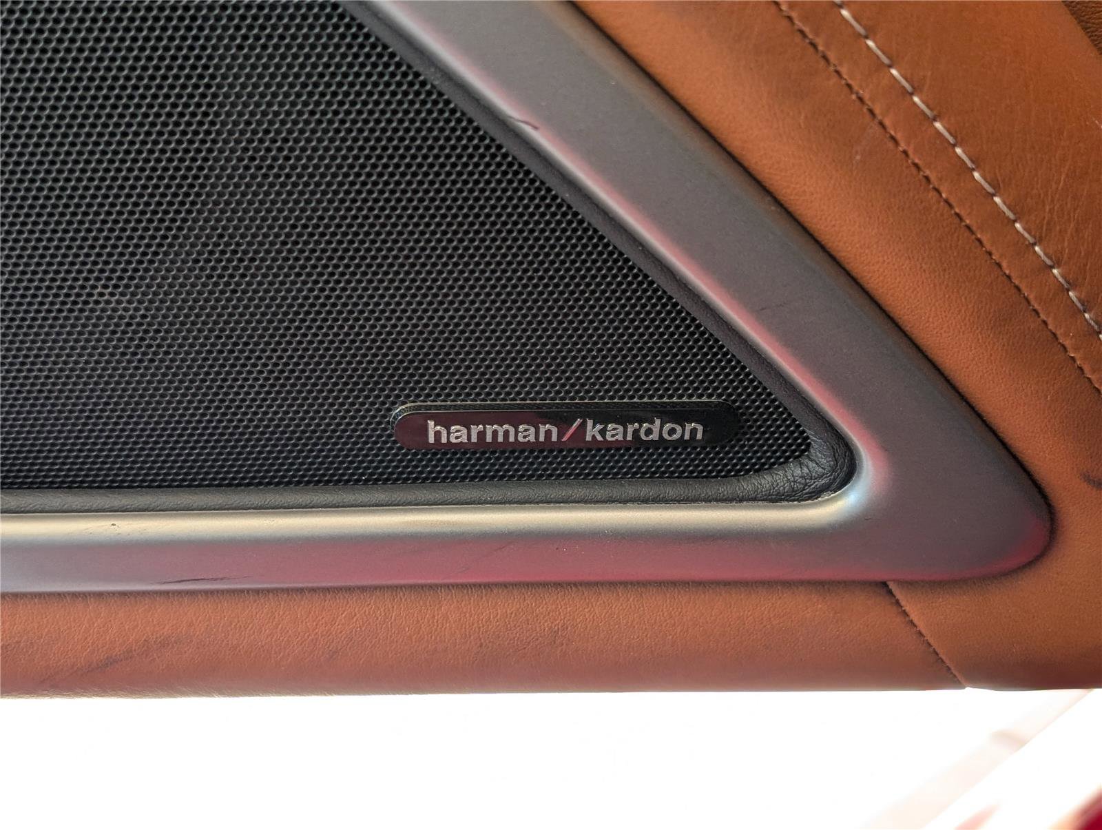 Used 2013 SRT Viper GTS w/ GTS Laguna Interior Pkg image 21