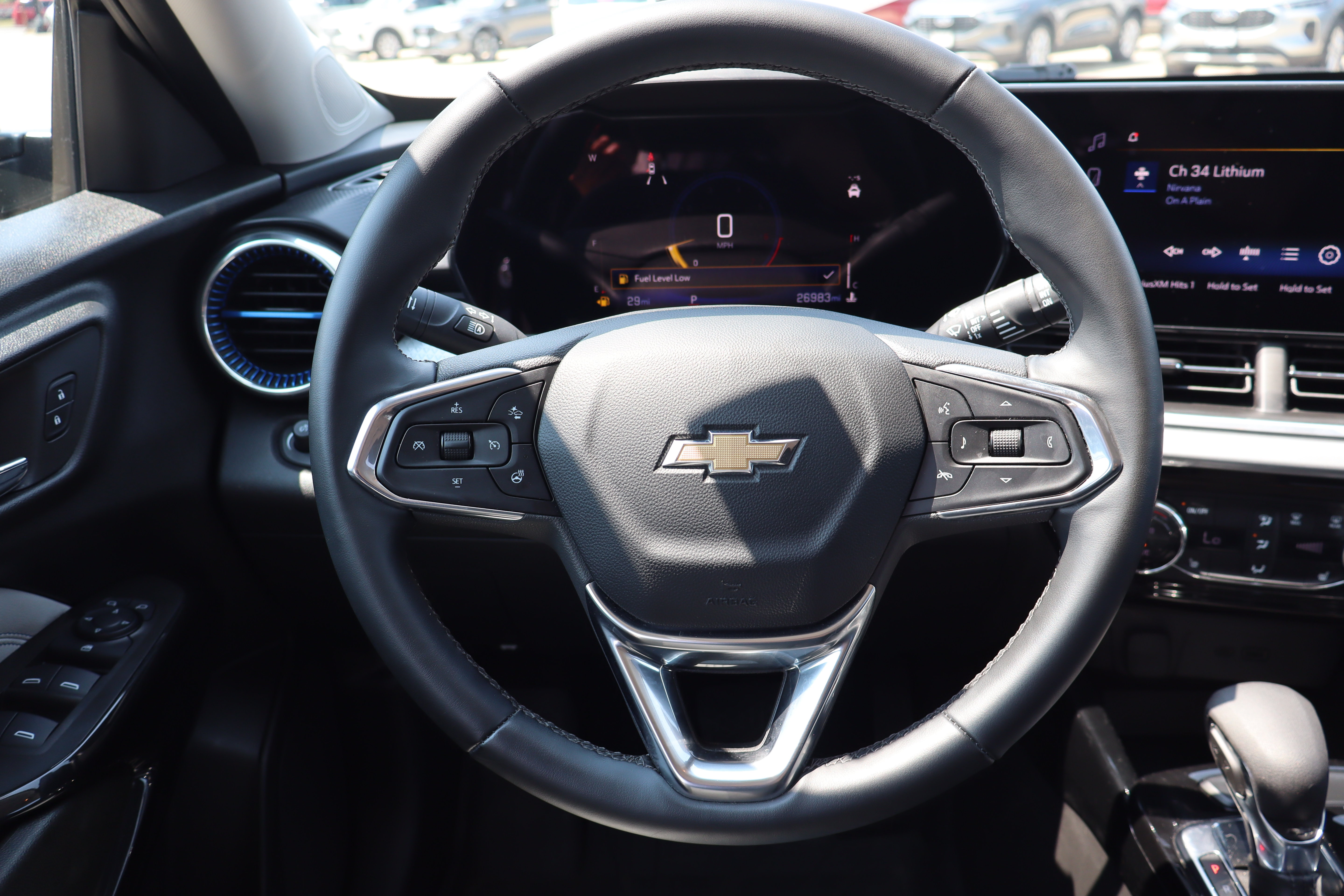Used 2024 Chevrolet Trax LT w/ Driver Confidence Package FWD image 14