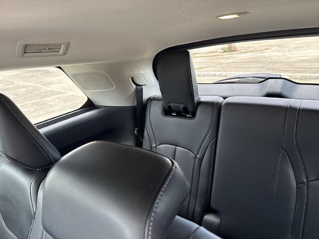 Used 2023 INFINITI QX60 Pure AWD/4WD image 30