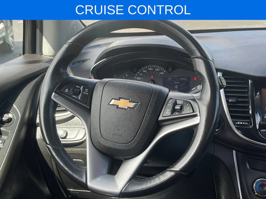 Used 2017 Chevrolet Trax LT w/ LT Convenience Package AWD/4WD image 6