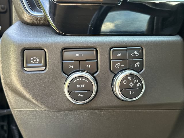 Used 2023 GMC Sierra 1500 SLT w/ SLT Premium Plus Package AWD/4WD image 27