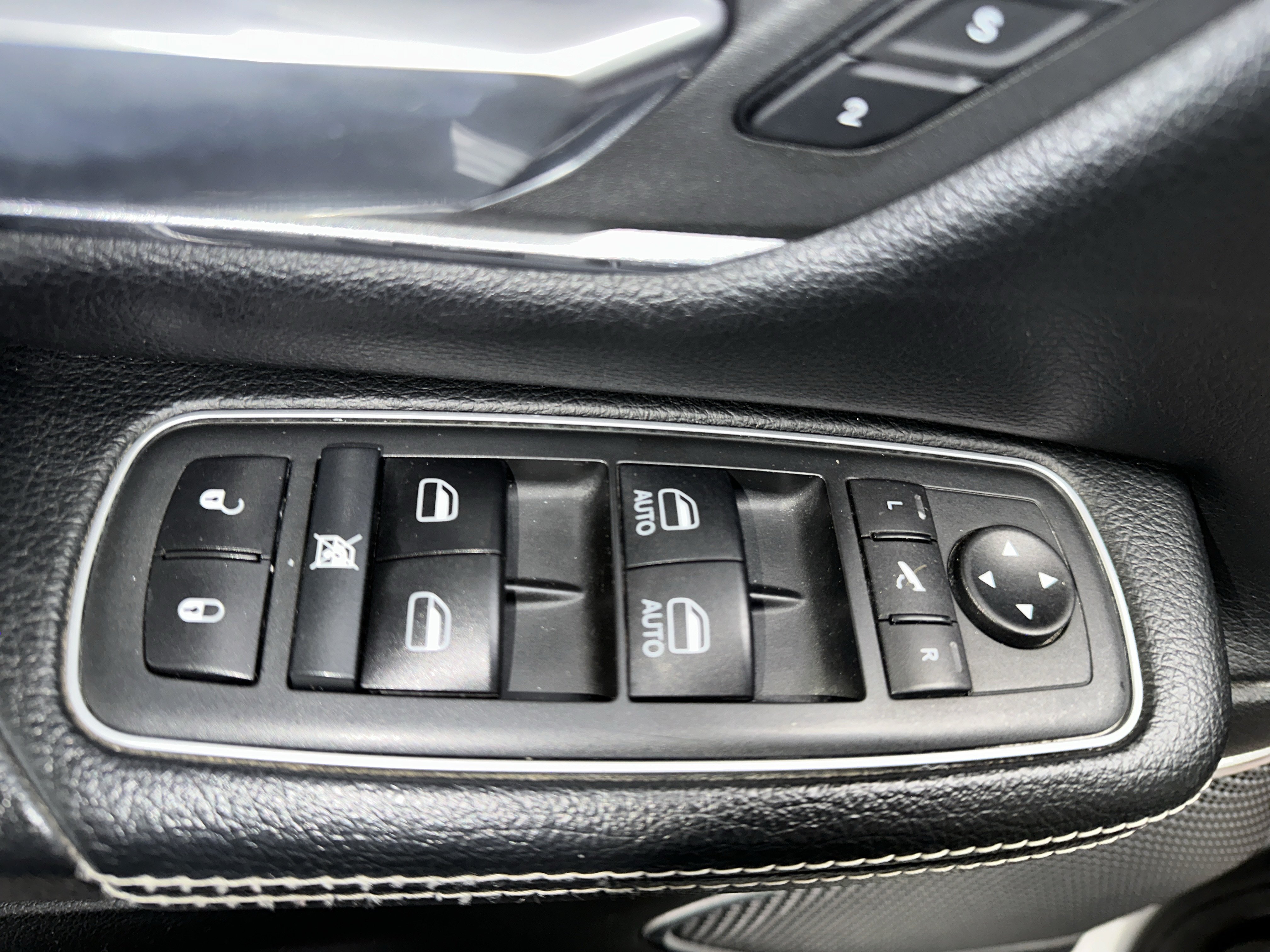 Used 2020 RAM 1500 Laramie AWD/4WD image 20