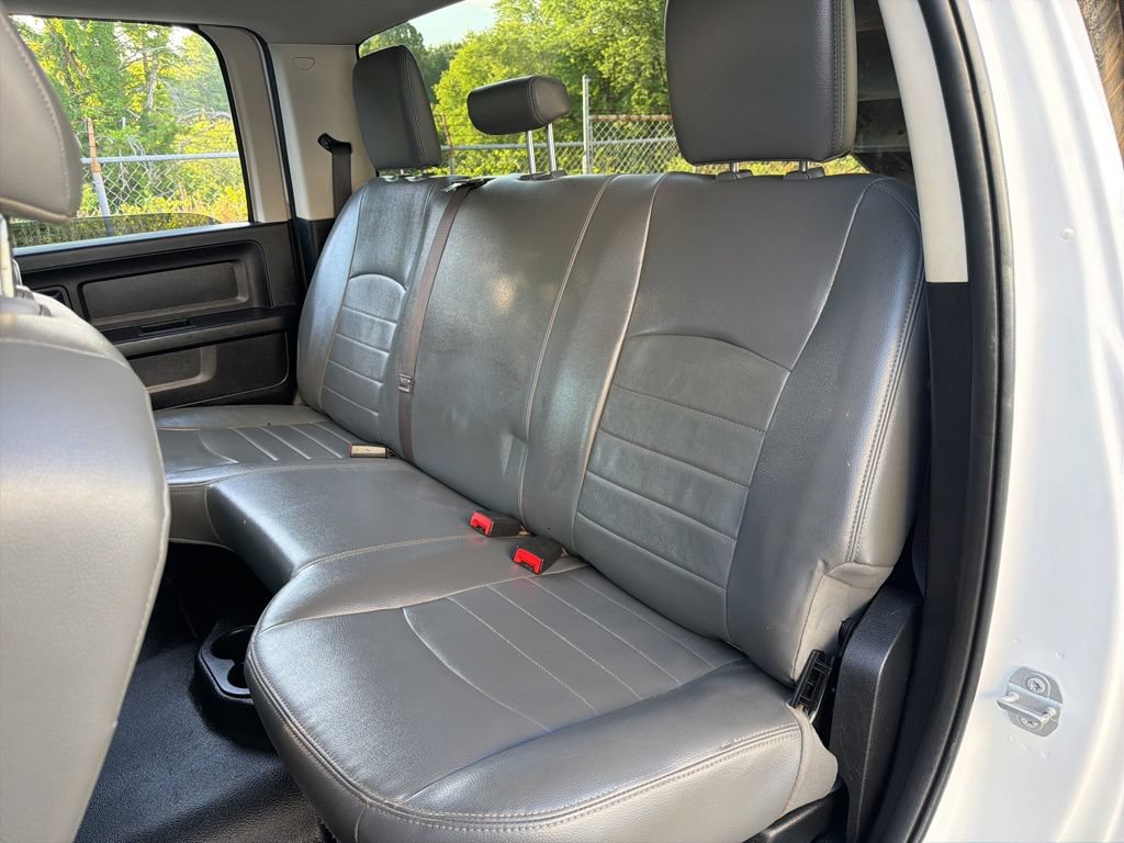 Used 2017 RAM 5500 Crew Cab Tradesman w/ Ambulance Prep Group RWD image 24