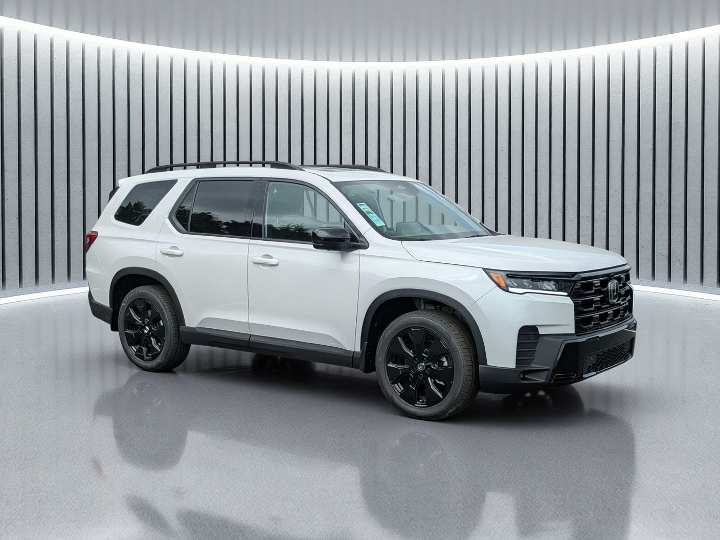 New 2026 Honda Pilot Black Edition image 2