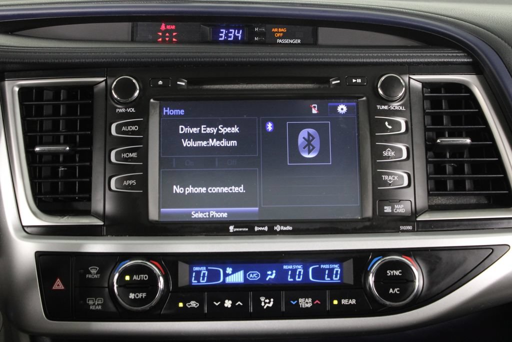 Used 2019 Toyota Highlander XLE AWD/4WD image 8