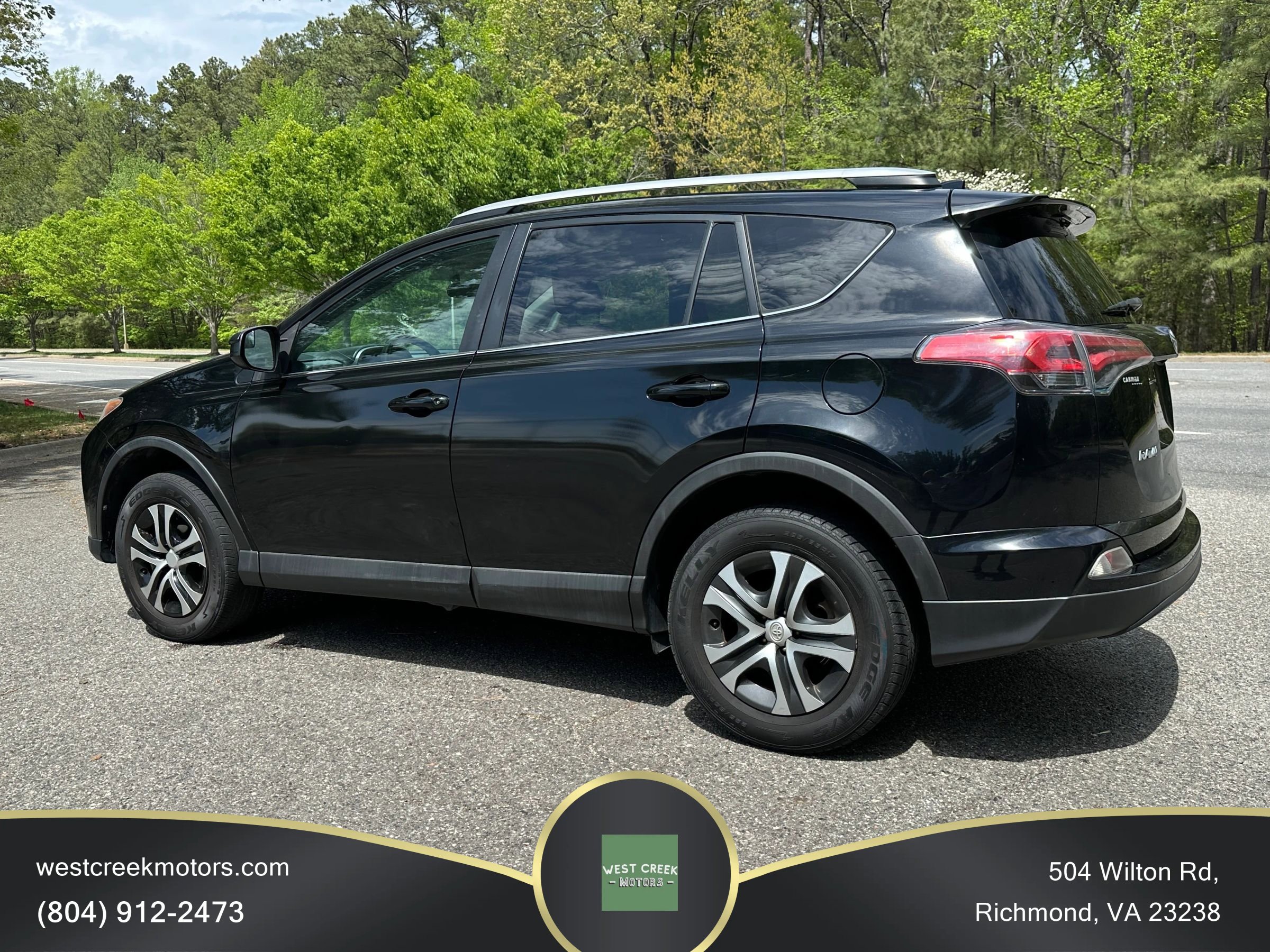 Used 2016 Toyota RAV4 LE FWD image 5