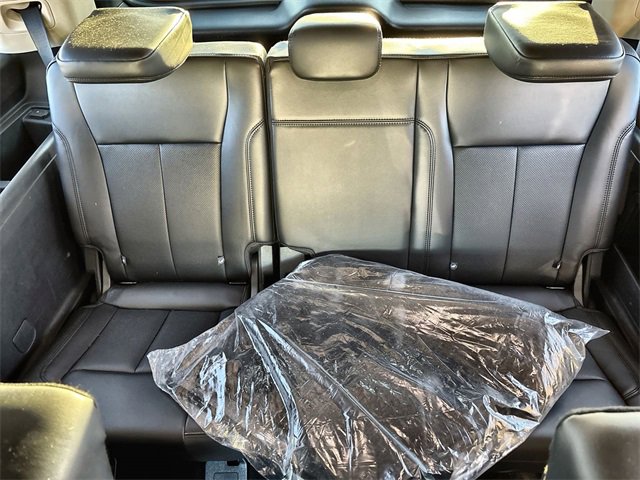 Used 2024 Ford Expedition XLT image 18