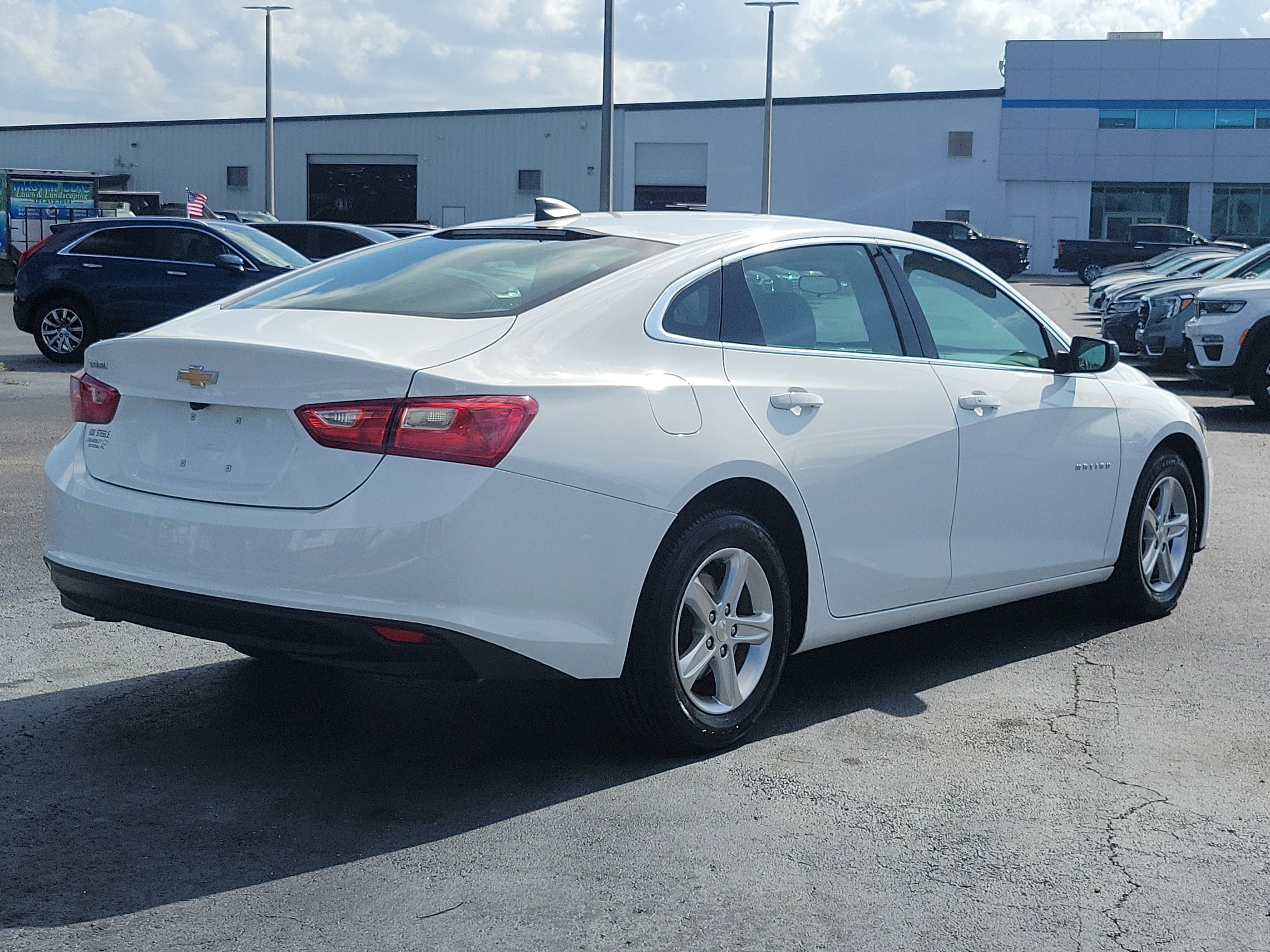 Used 2023 Chevrolet Malibu LS FWD image 6