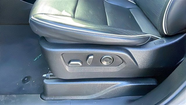 Used 2021 Cadillac Escalade Sport w/ Driver Assist Tech Package image 30