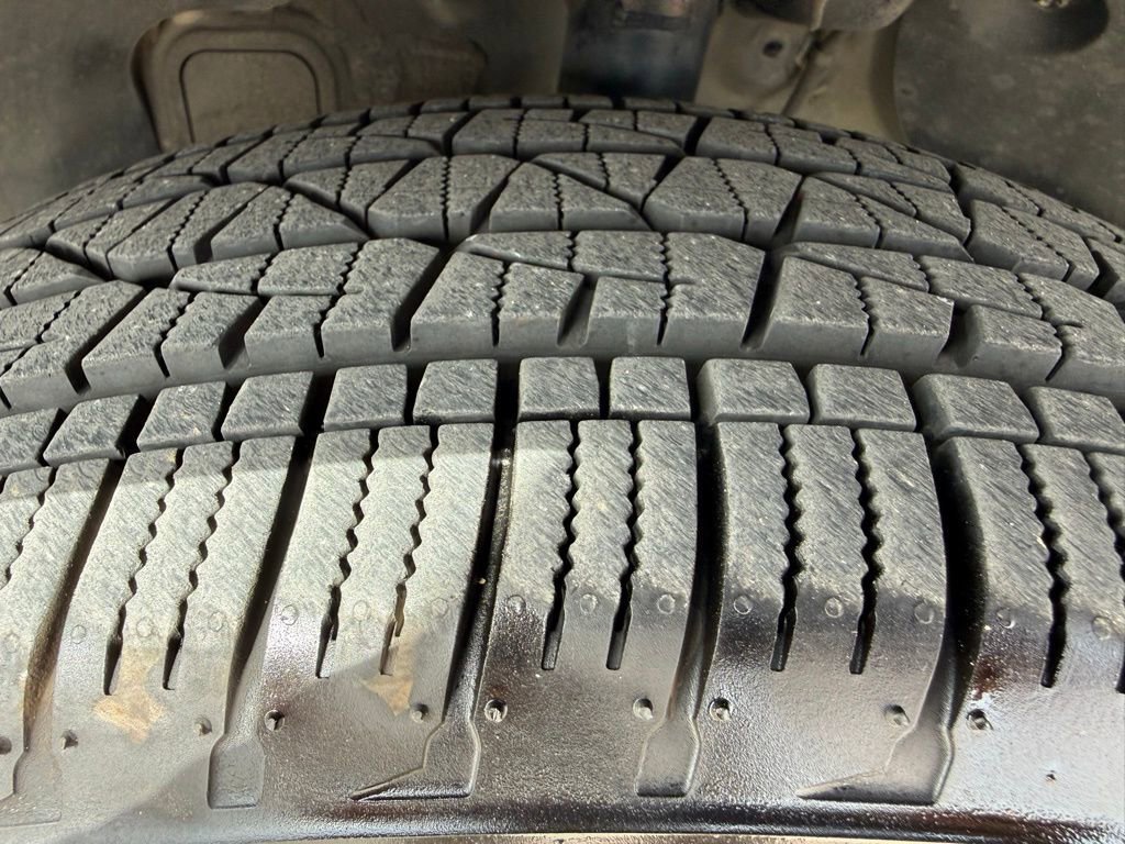 Used 2020 Hyundai Santa Fe Limited image 9