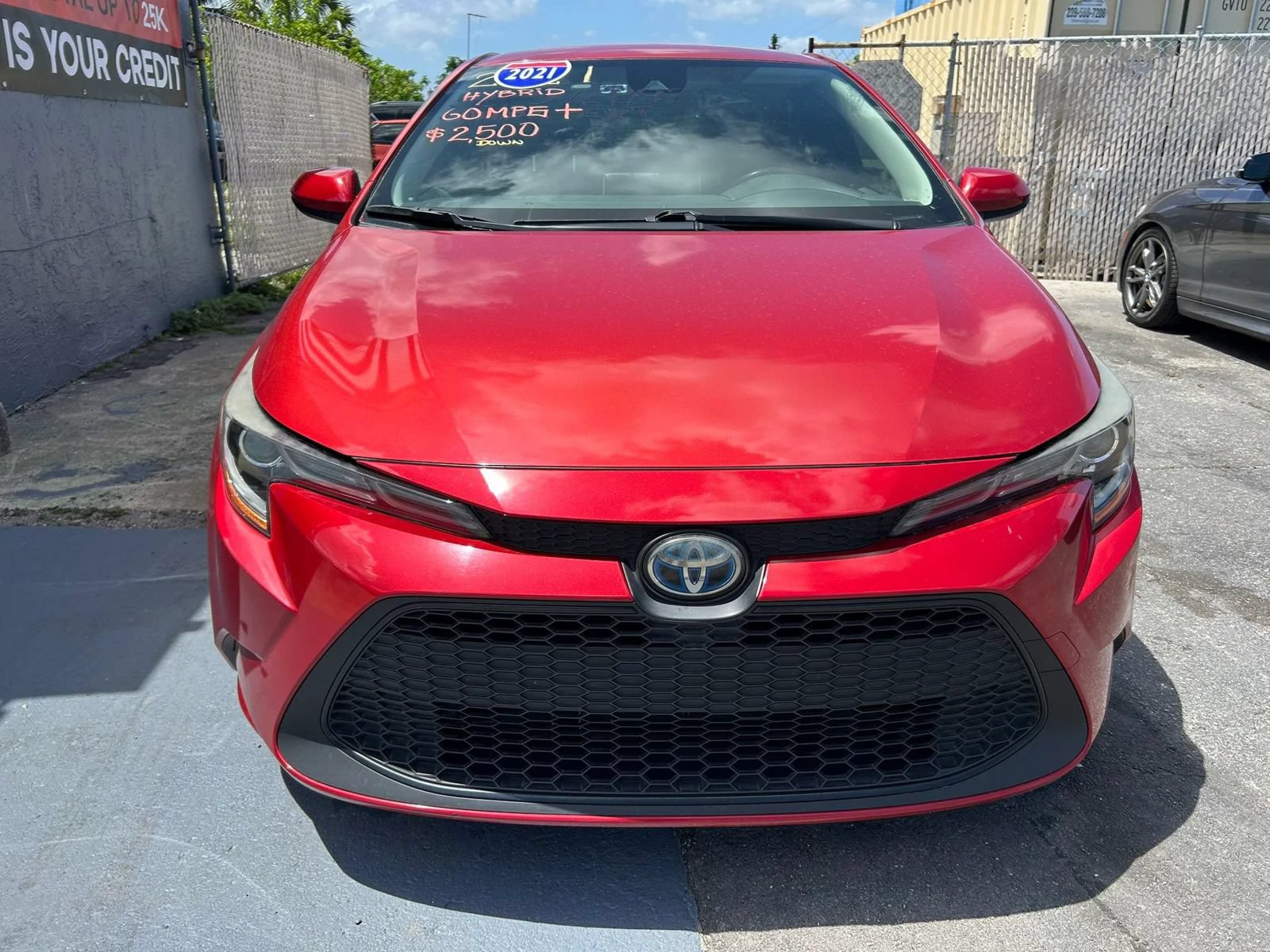 Used 2021 Toyota Corolla LE FWD image 7