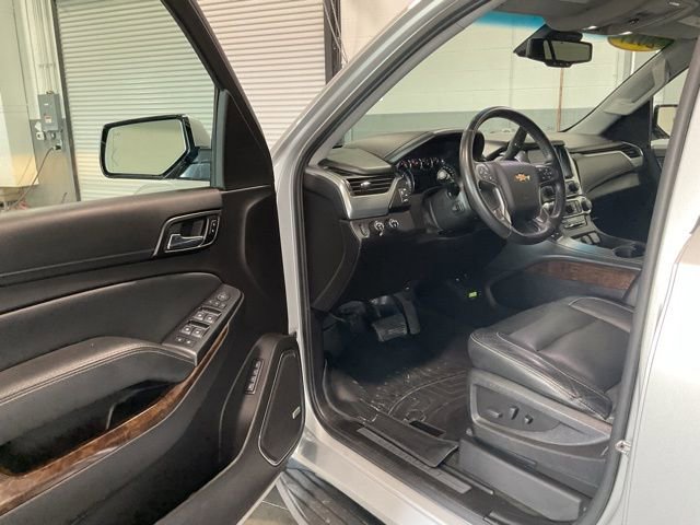 Used 2017 Chevrolet Tahoe LT w/ Luxury Package image 9