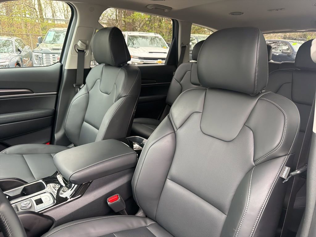 Certified 2025 Kia Telluride S image 21