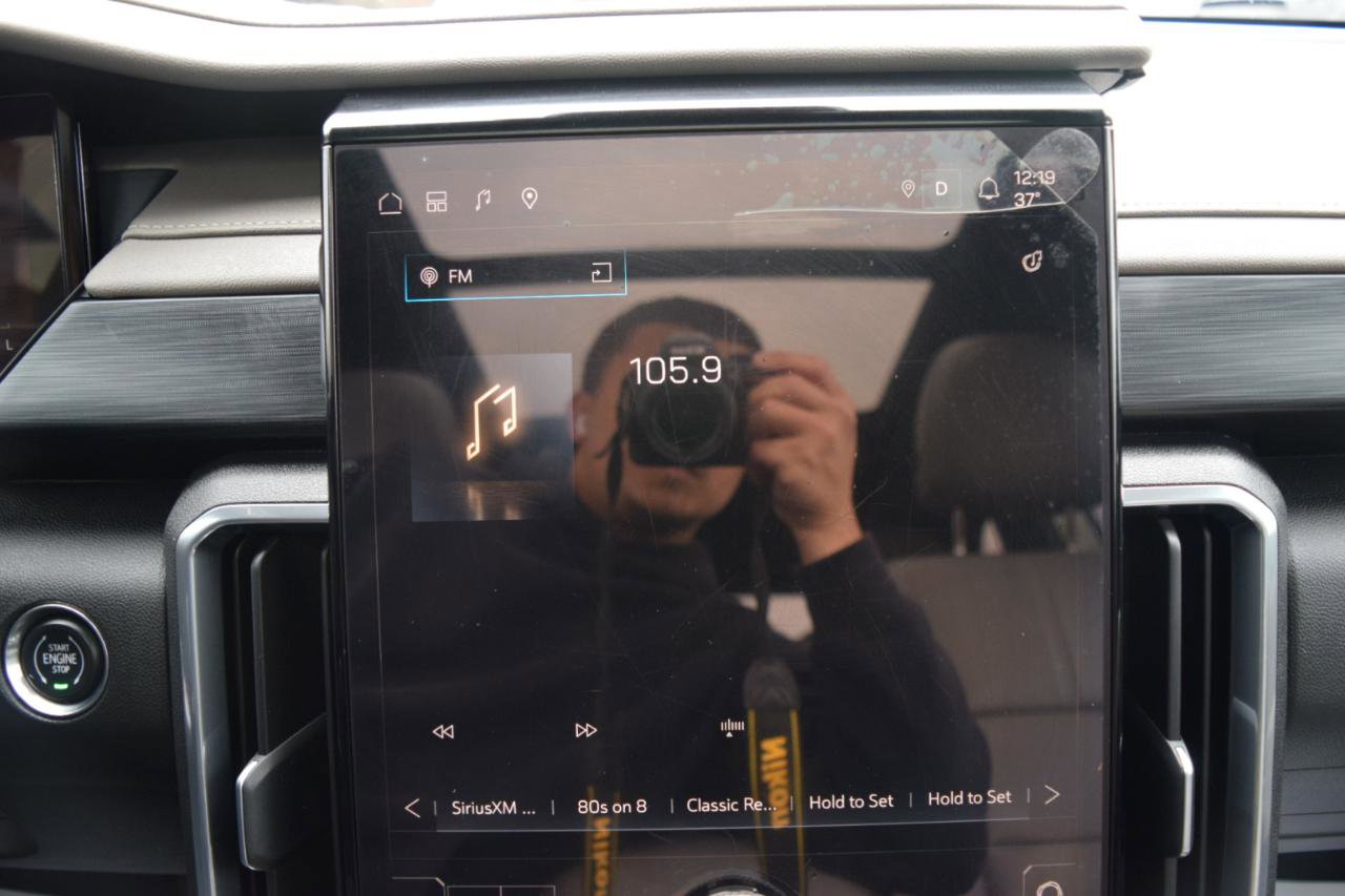 Used 2025 GMC Acadia Elevation w/ Elevation Premium Package image 34