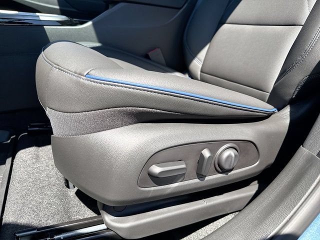 New 2026 Buick Envista Sport Touring w/ Convenience I Package FWD image 12
