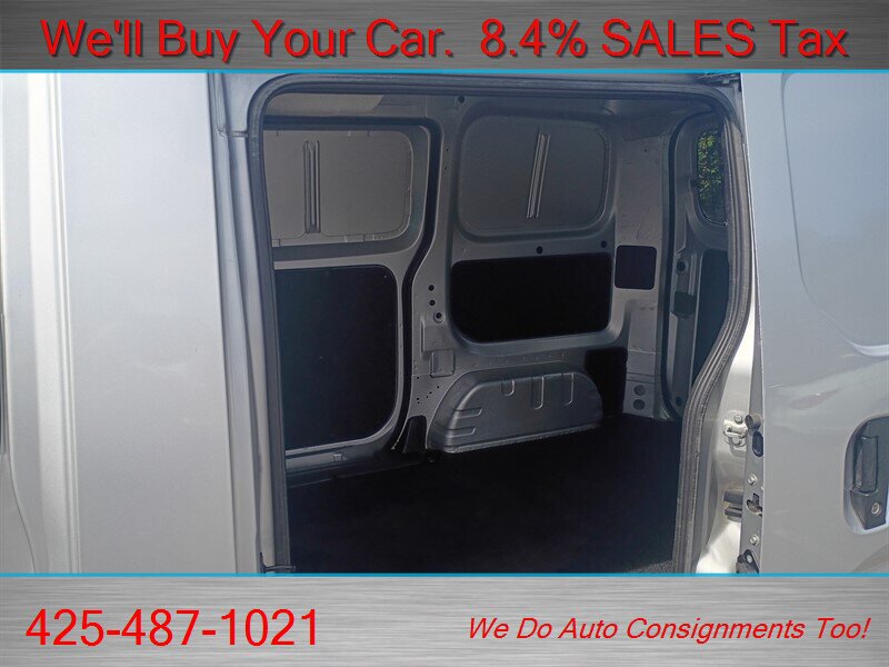 Used 2017 Chevrolet City Express LT w/ Technology Package FWD image 21