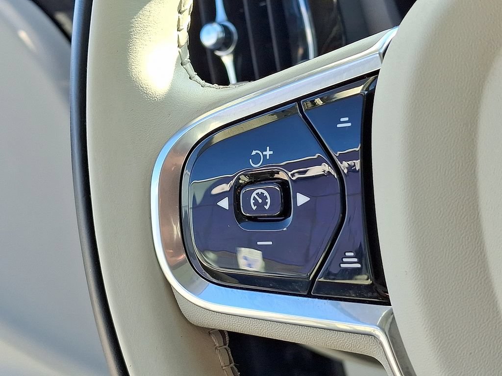 Certified 2023 Volvo S60 T8 Plus w/ Climate Package AWD/4WD image 23