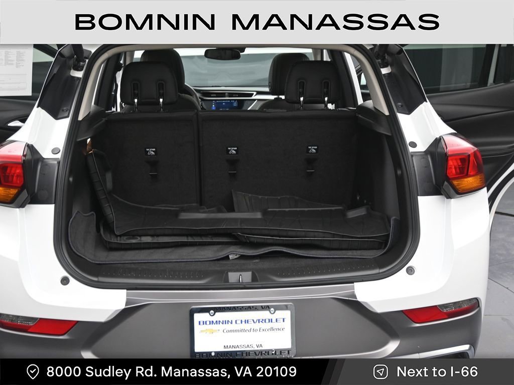 Used 2023 Buick Encore GX Essence w/ Experience Buick Package image 11