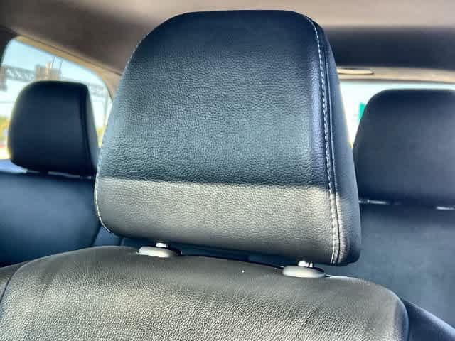 Used 2016 Honda Pilot Touring image 25