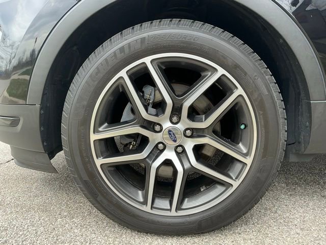 Used 2018 Ford Explorer Sport image 14