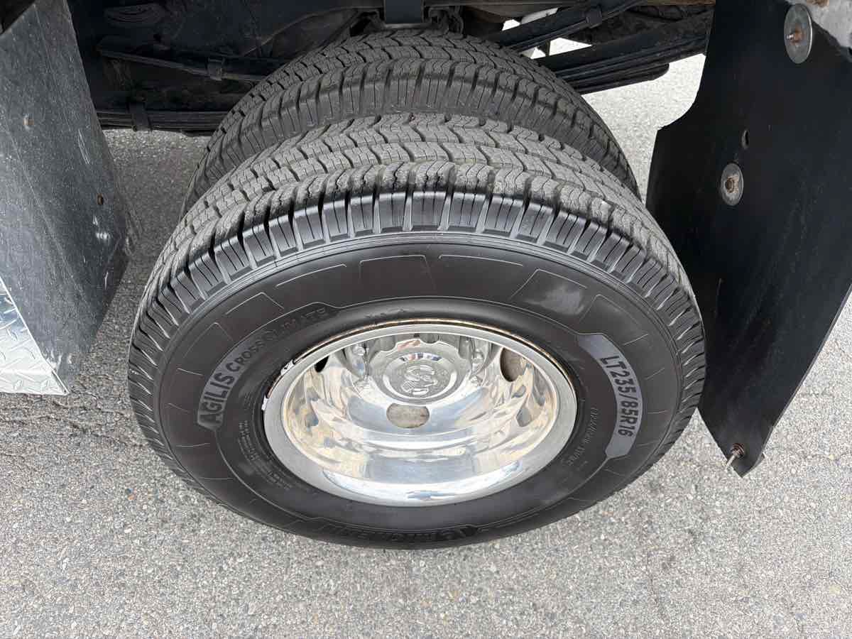 Used 1996 Dodge Ram 3500 Truck 4x4 Club Cab image 11