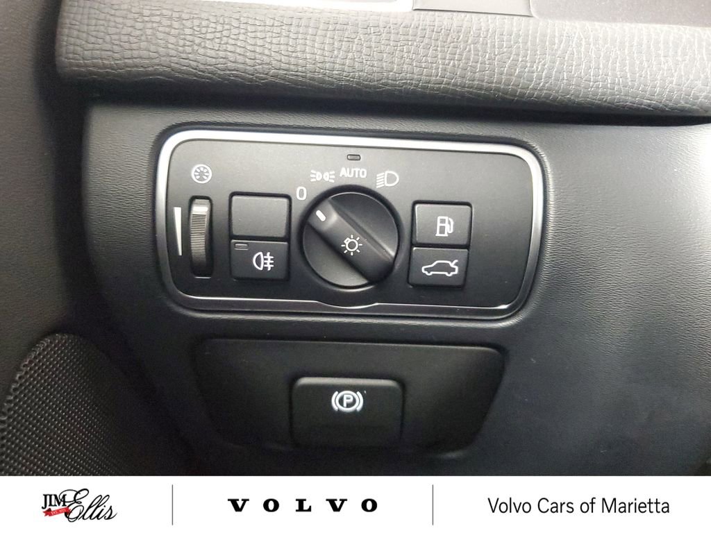 Used 2015 Volvo XC60 T5 Platinum FWD image 36
