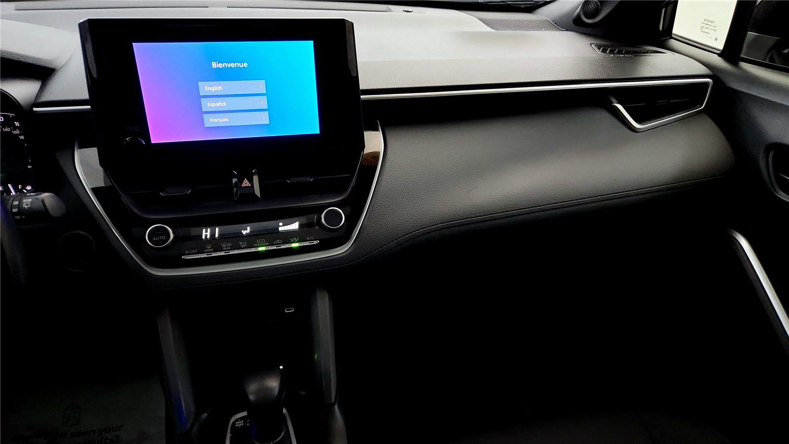 Used 2024 Toyota Corolla Cross Nightshade image 30