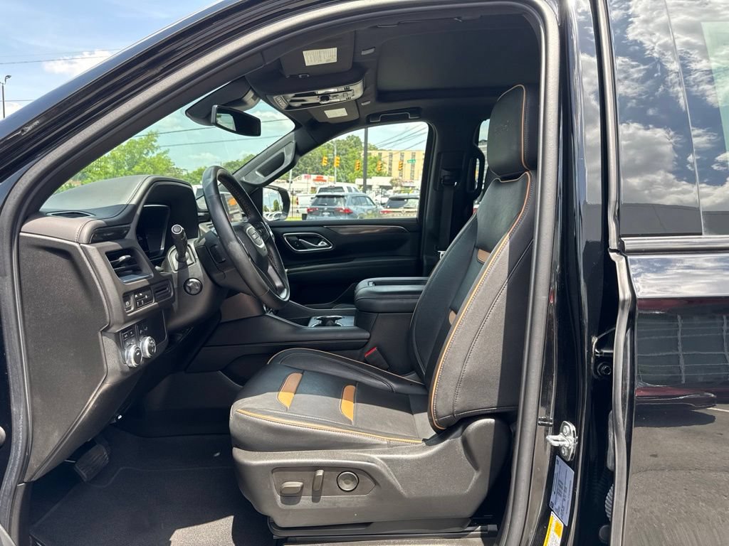 Used 2023 GMC Yukon AT4 AWD/4WD image 13
