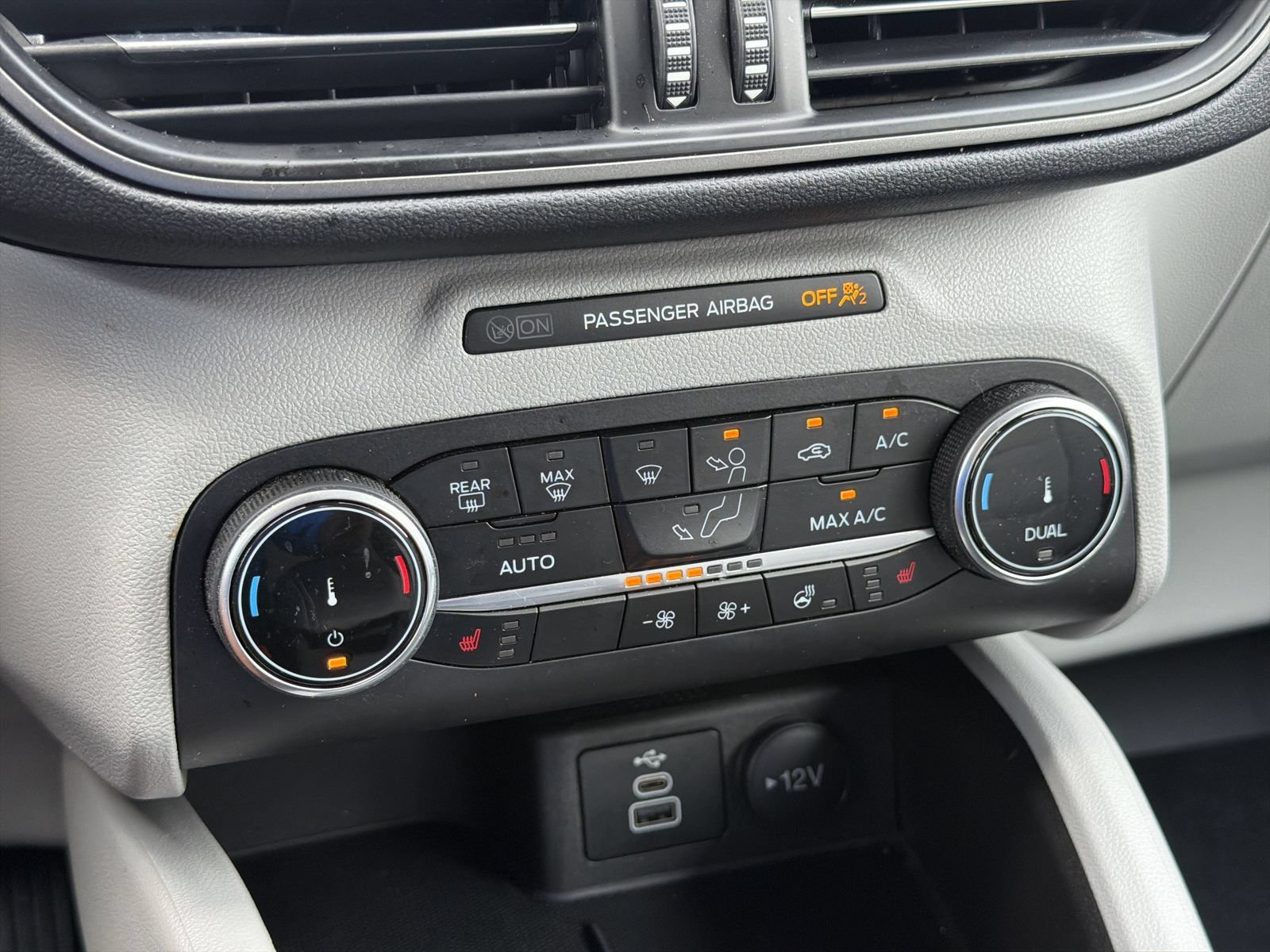 Used 2024 Ford Escape Active AWD/4WD image 24