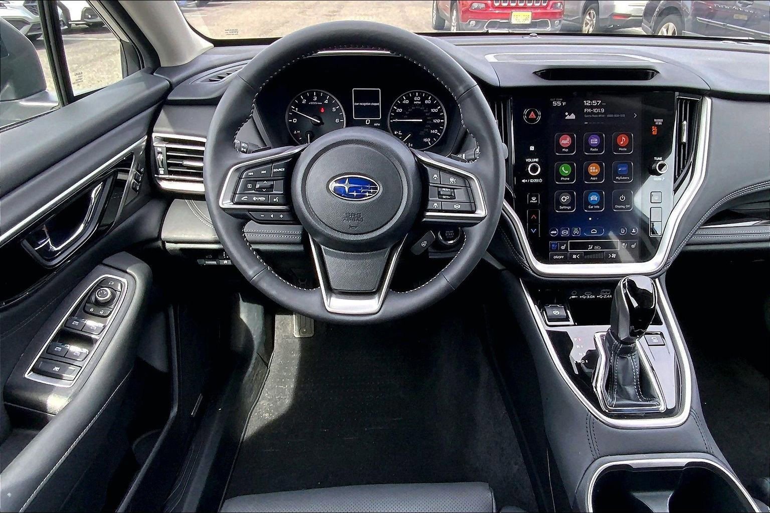 Used 2025 Subaru Outback Touring AWD/4WD image 5