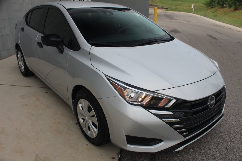 Used 2024 Nissan Versa S w/ Trunk Package FWD image 12