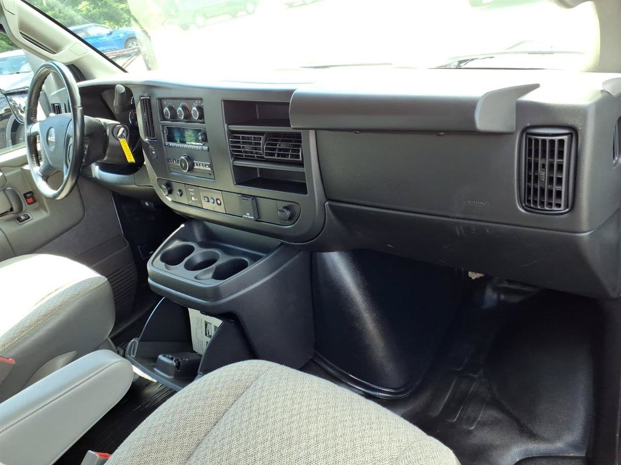 Used 2023 GMC Savana 3500 w/ Power Convenience Package RWD image 11
