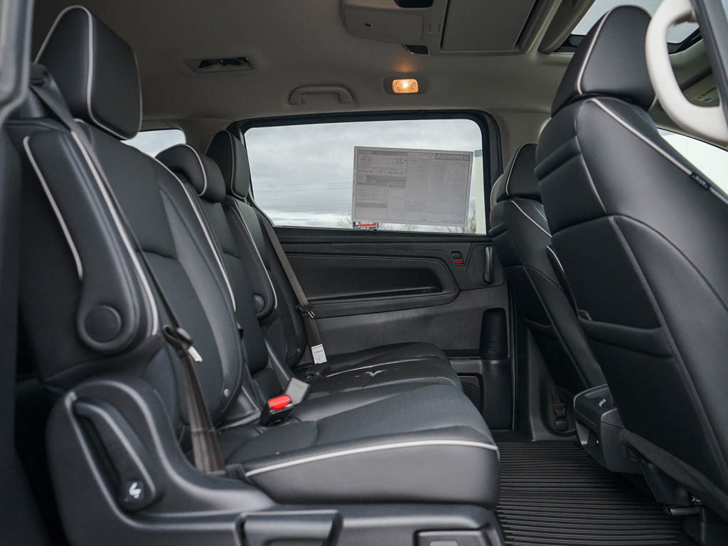 New 2026 Honda Odyssey Elite image 13