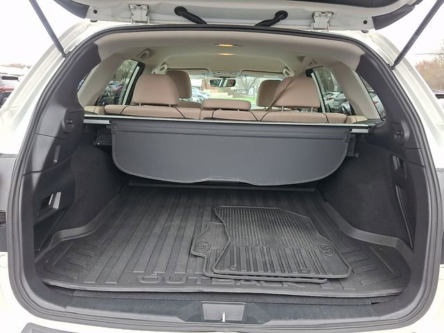 Used 2017 Subaru Outback 2.5i Premium w/ Popular Package #2 image 27