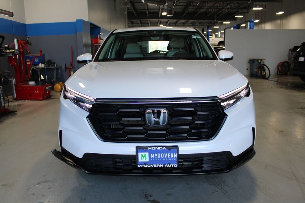 Used 2023 Honda CR-V LX image 3