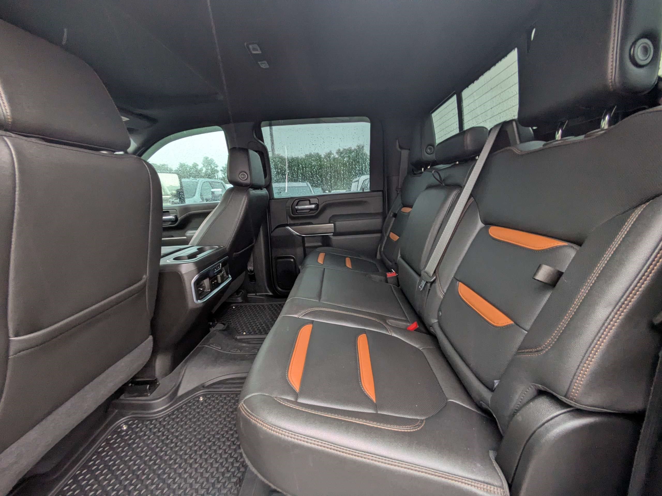 Used 2022 GMC Sierra 2500 AT4 w/ AT4 Premium Plus Package AWD/4WD image 15