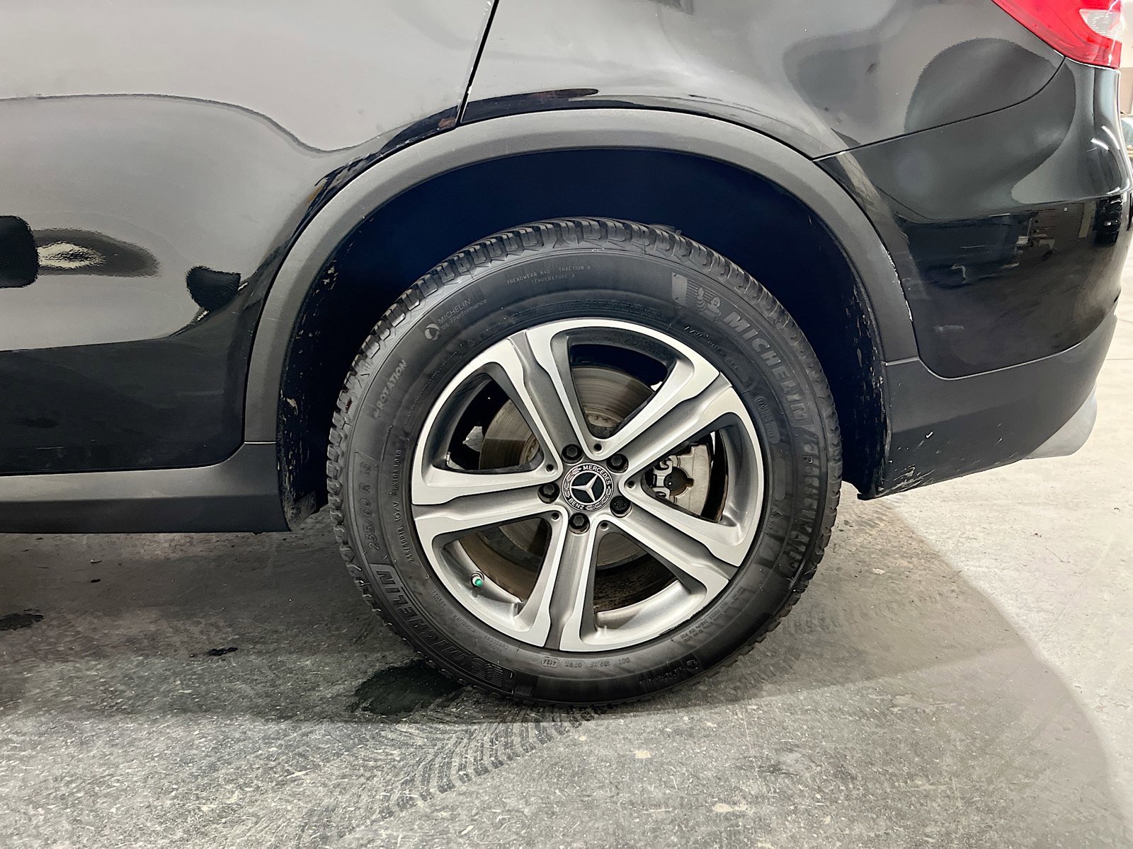 Used 2019 Mercedes-Benz GLC 300 4MATIC image 24